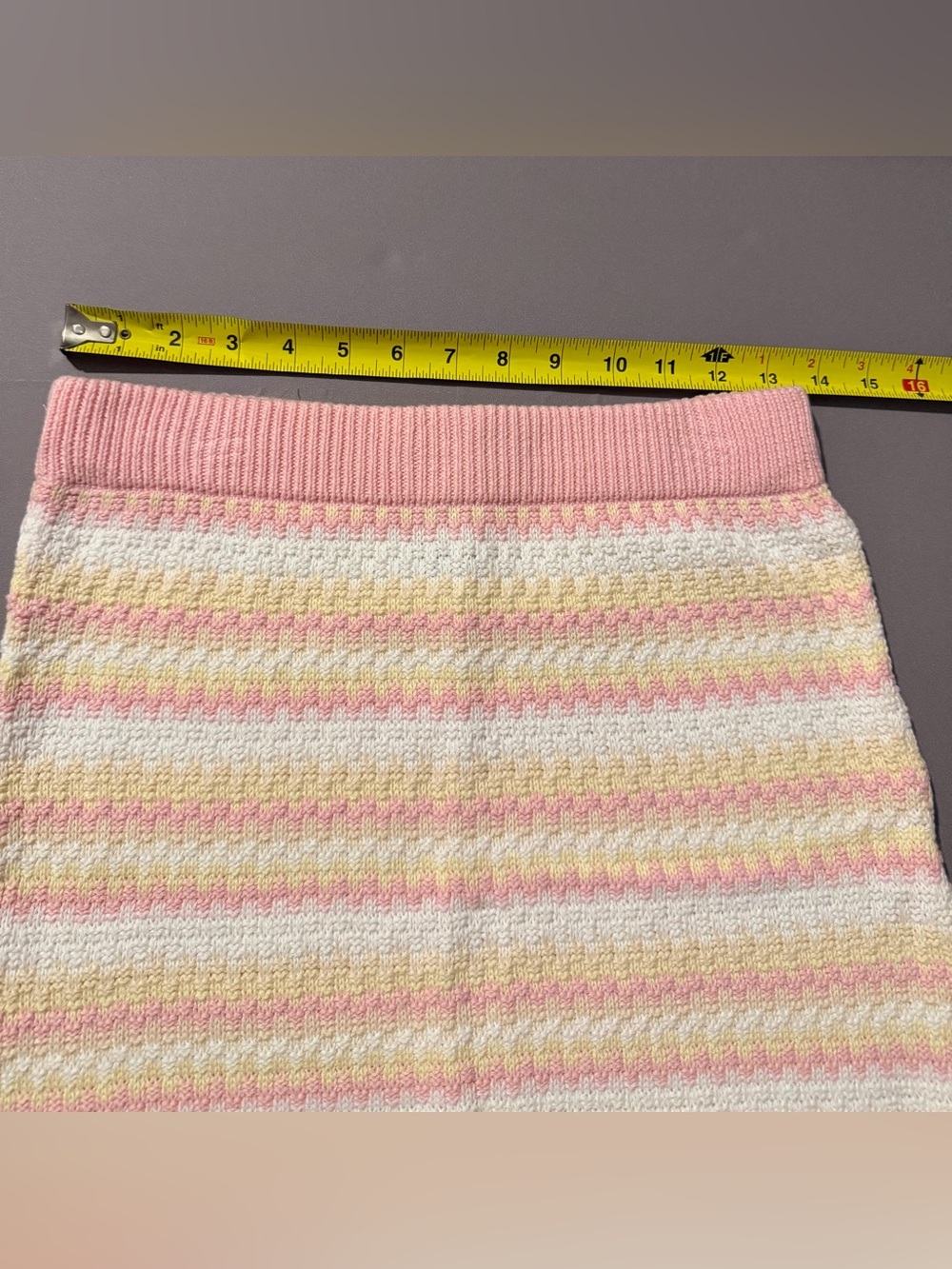 A-line crochet knit mini skirt pink white and yellow - Picture 5 of 7